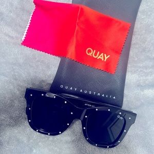 Quay Australia Black bling Sunnies